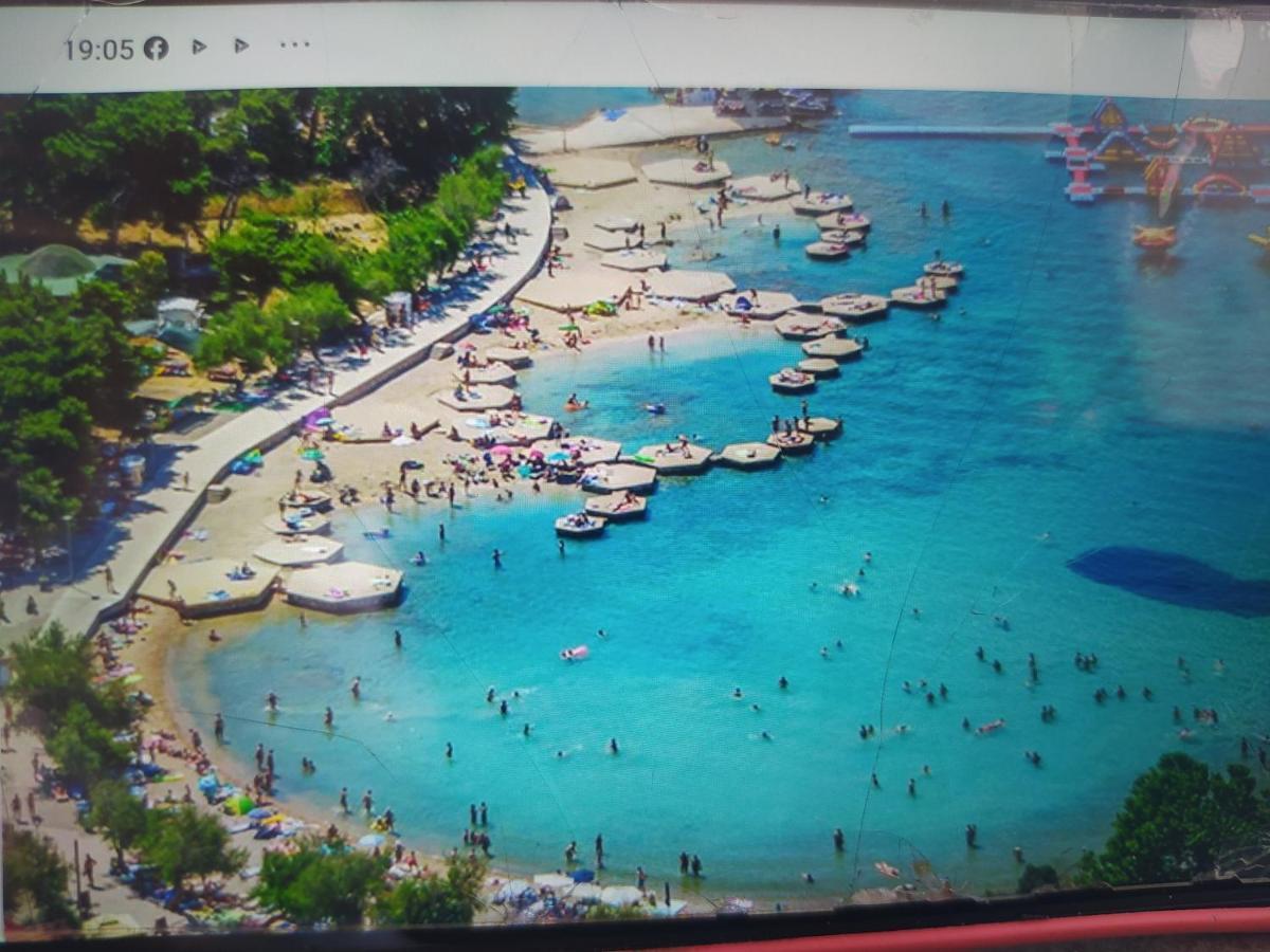 Apartmani Trubi 2 Vodice Bagian luar foto